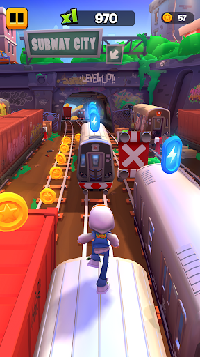 Subway Surfers City ekran görüntüsü