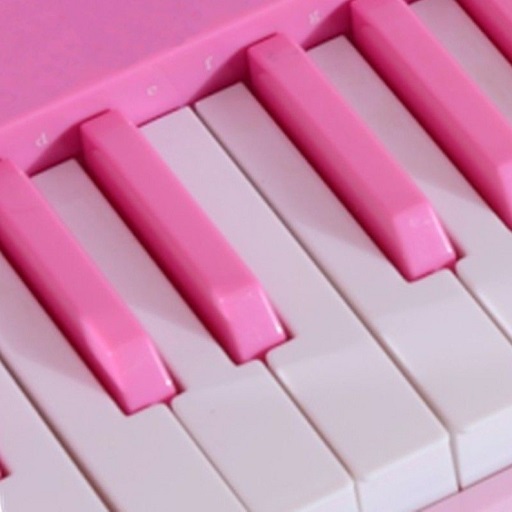 Pembe Piyano