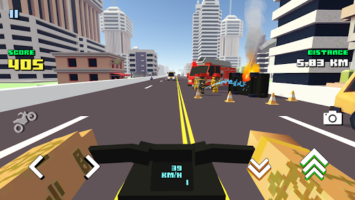 Blocky Moto Racing: motosiklet ekran görüntüsü