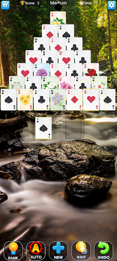 Pyramid Solitaire IO ekran görüntüsü